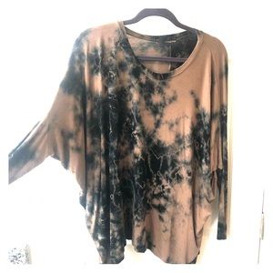 Tie dye long sleeve shirt